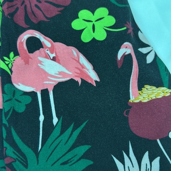 OS LuLaRoe Saint Patricks Day Pink Flamingo Print - Picture 3 of 4
